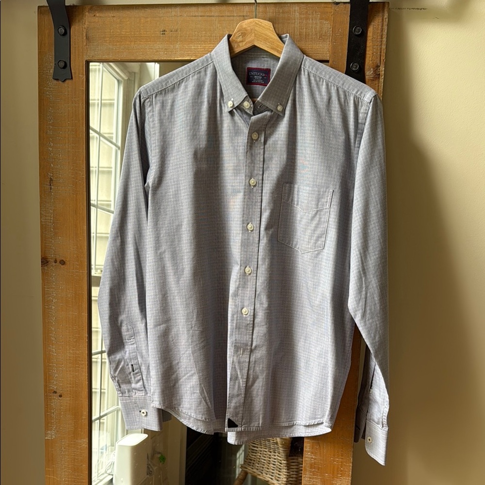 UNTUCKit Gray Plaid Slim Fit Button Down Shirt Size M